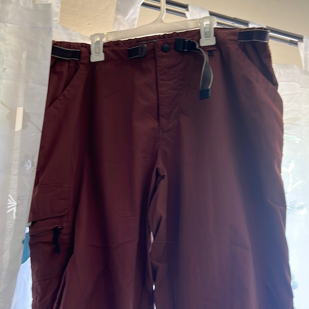 Womens REI hiking pants size 16 but run small